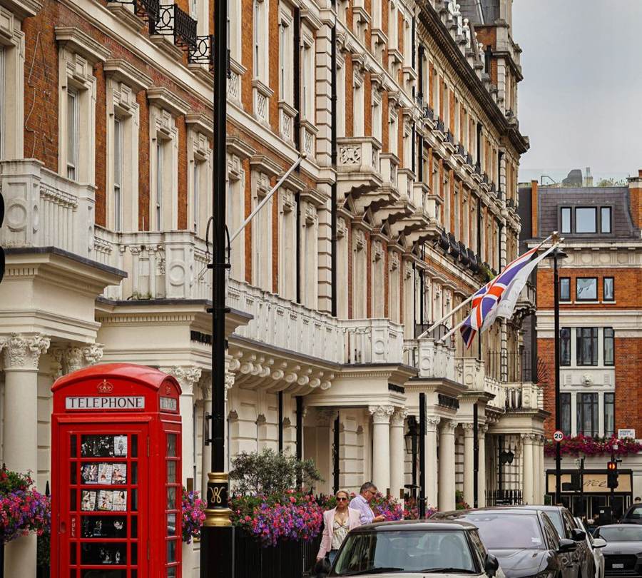 London, Victorian facades in Mayfair